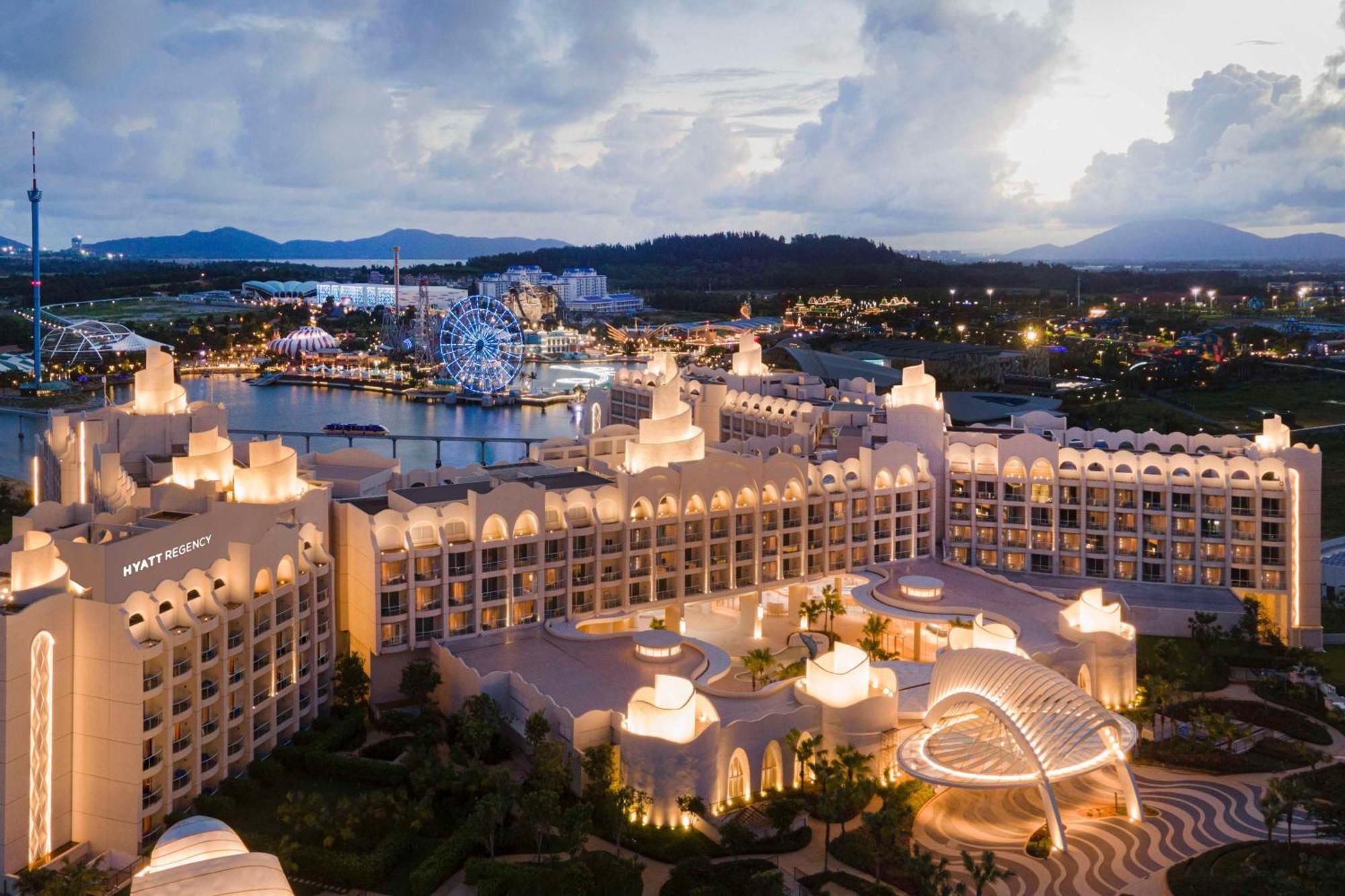 Hyatt Regency Hainan Ocean Paradise Resort Sanya Bagian luar foto
